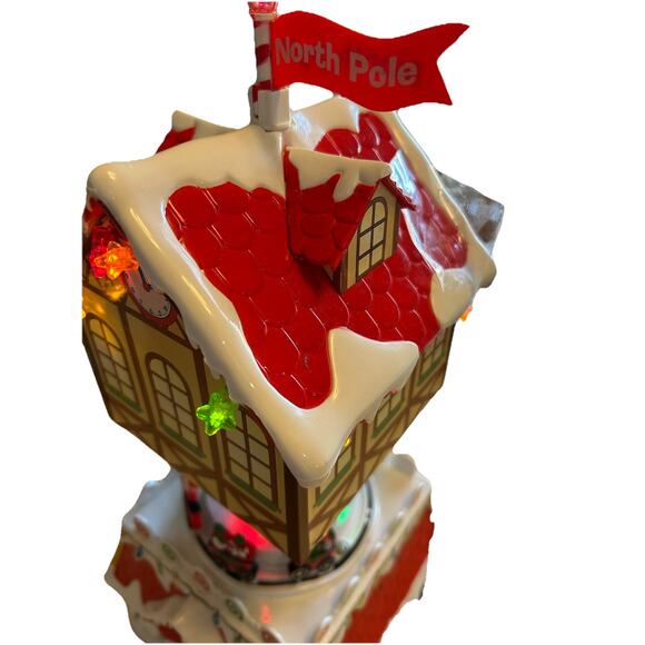 Santa's Magical Revolving Christmas Workshop North Pole Musical Lighted figure - Picture 8 of 11